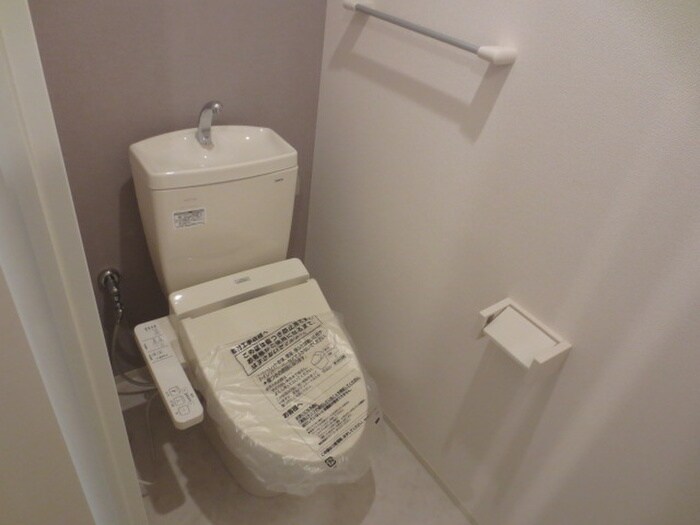 物件内観写真16　(トイレ)