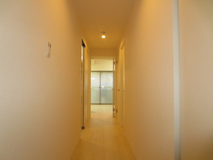 物件内観写真20　(廊下)