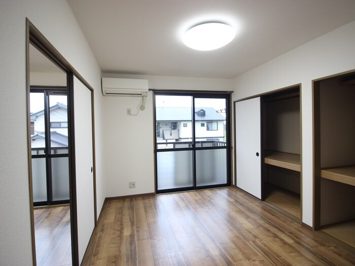 物件内観写真9　(居室)