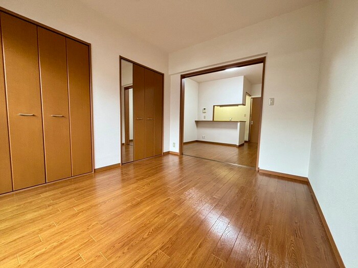 物件内観写真7　(居室)