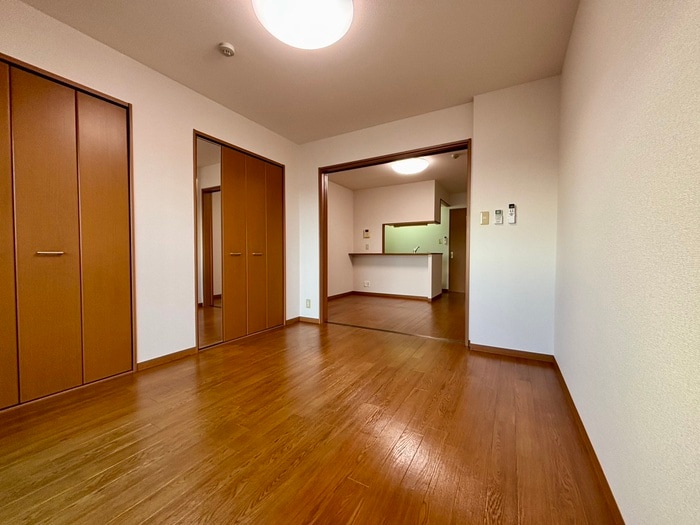 物件内観写真8　(居室)