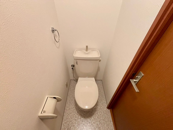 物件内観写真11　(トイレ)