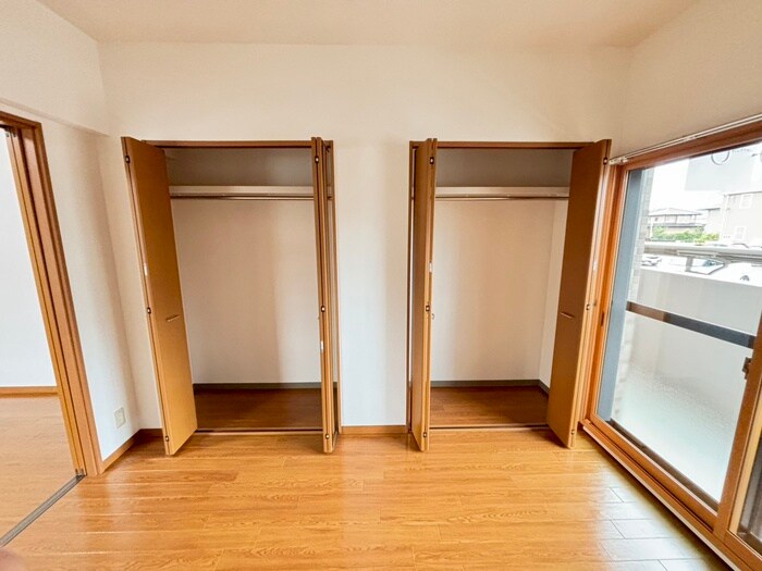 物件内観写真13　(収納)