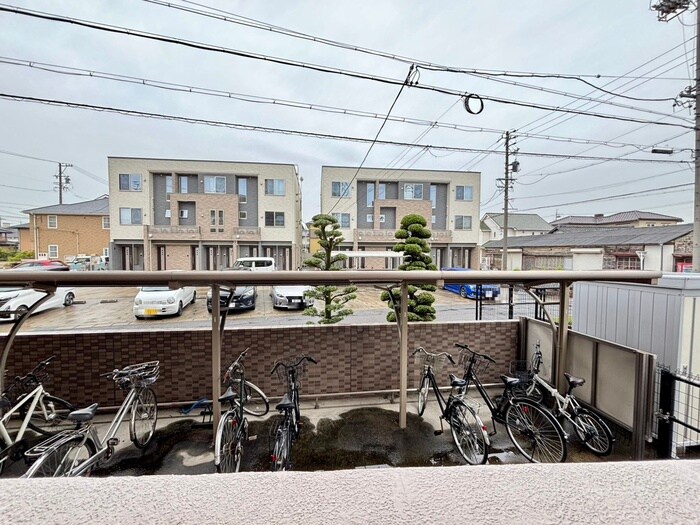 物件内観写真15　(室内からの展望)