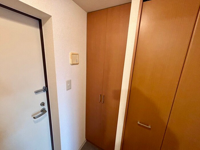 物件内観写真15　(靴箱)
