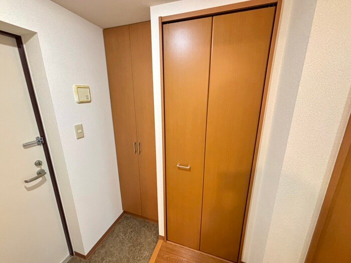 物件内観写真16　(靴箱)