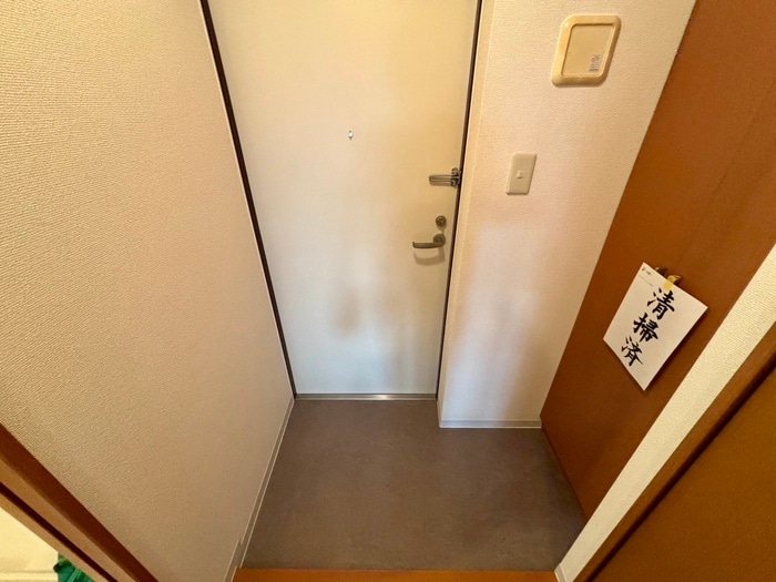 物件内観写真19　(玄関)