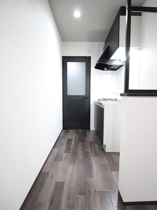 物件内観写真19　(廊下)