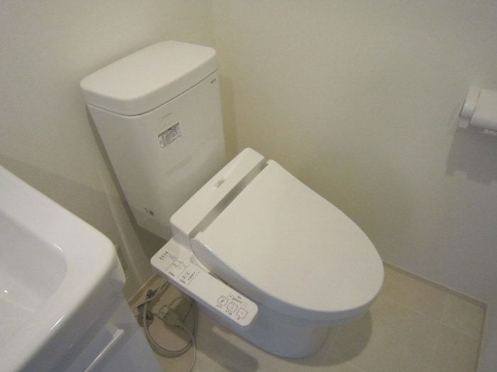 物件内観写真8　(トイレ)