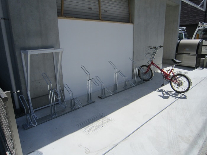 物件外観写真3　(駐輪場)