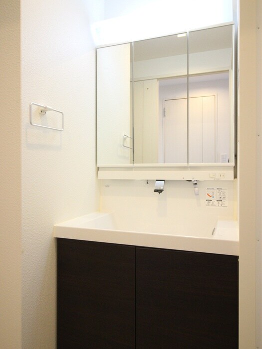 物件内観写真12　(洗面)
