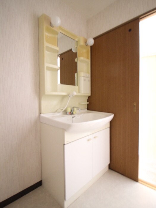 物件内観写真12　(洗面)