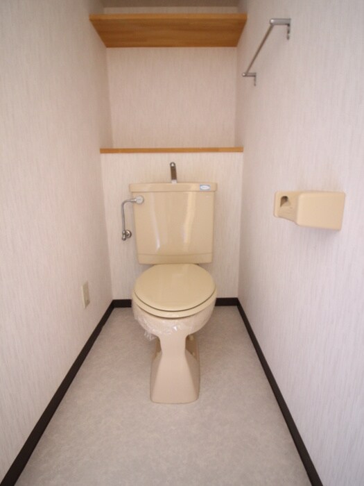 物件内観写真13　(トイレ)