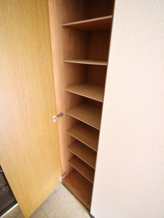 物件内観写真18　(靴箱)