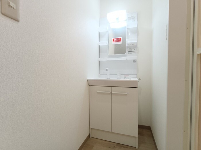 物件内観写真11　(洗面)