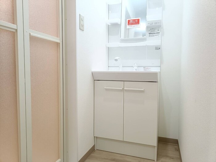 物件内観写真13　(洗面)