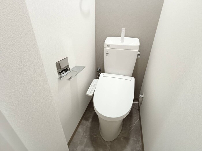 物件内観写真17　(トイレ)