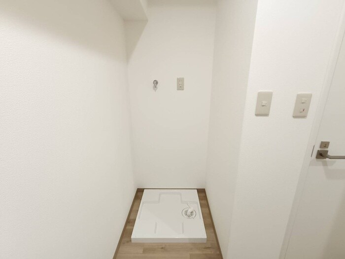 物件内観写真20　(洗濯機置場)