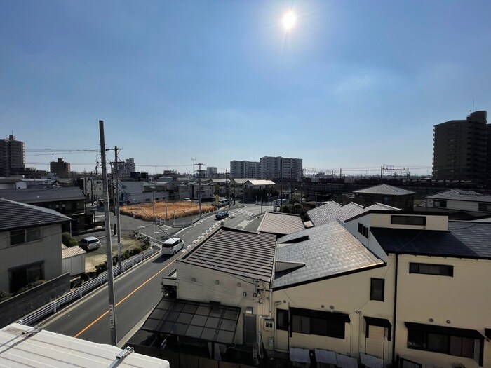 物件内観写真22　(室内からの展望)