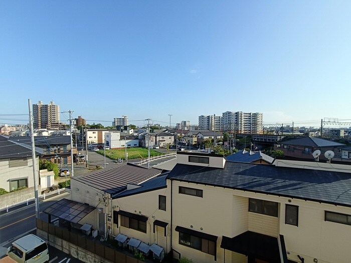 物件内観写真22　(室内からの展望)