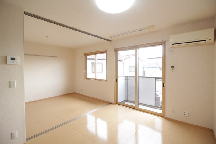 物件内観写真11　(内観写真)