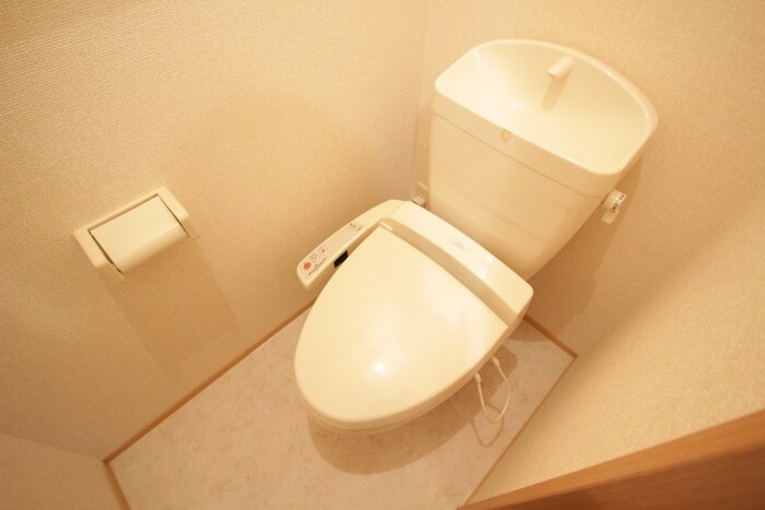 物件内観写真14　(トイレ)