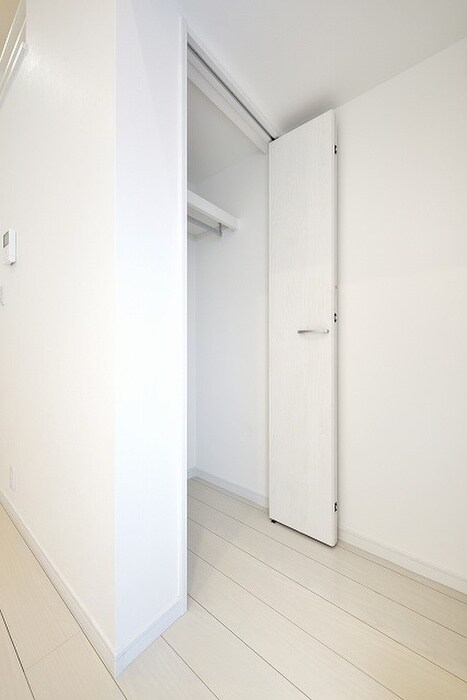 物件内観写真12　(収納)