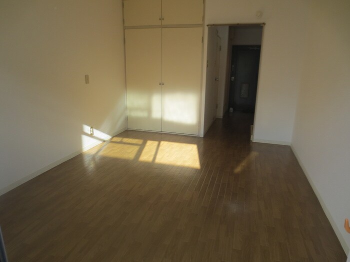 物件内観写真12　(居室)