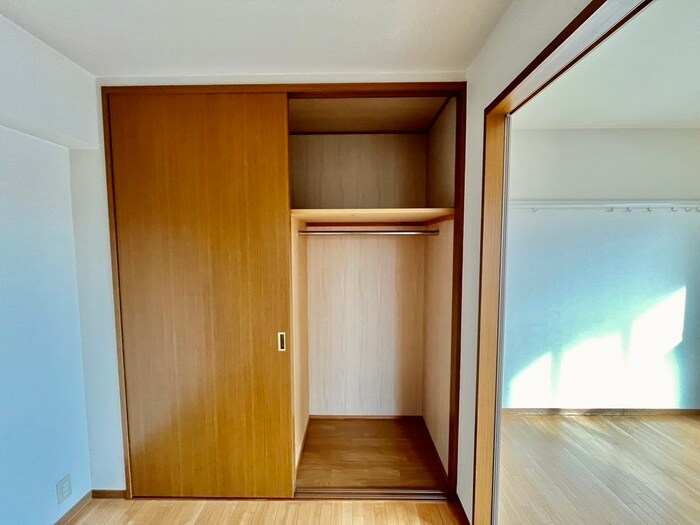 物件内観写真12　(収納)