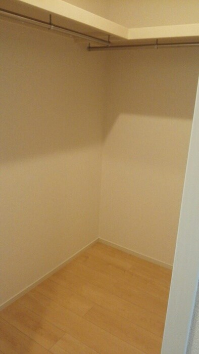 物件内観写真12　(収納)
