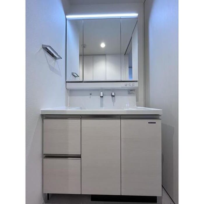 物件内観写真12　(洗面)