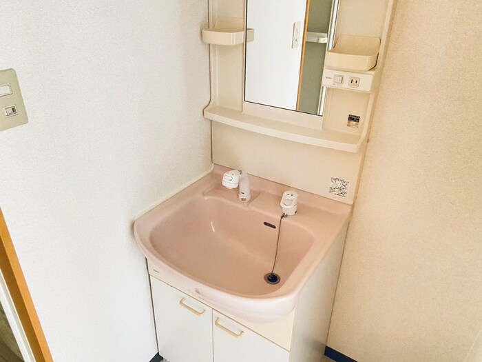 物件内観写真11　(洗面)