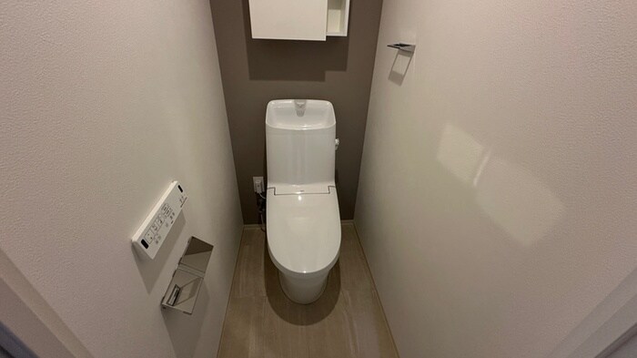 物件内観写真12　(トイレ)