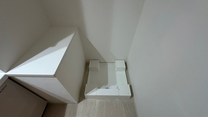 物件内観写真14　(洗濯機置場)