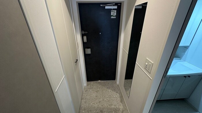 物件内観写真14　(玄関)