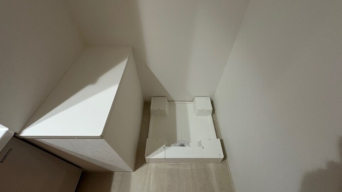 物件内観写真14　(洗濯機置場)