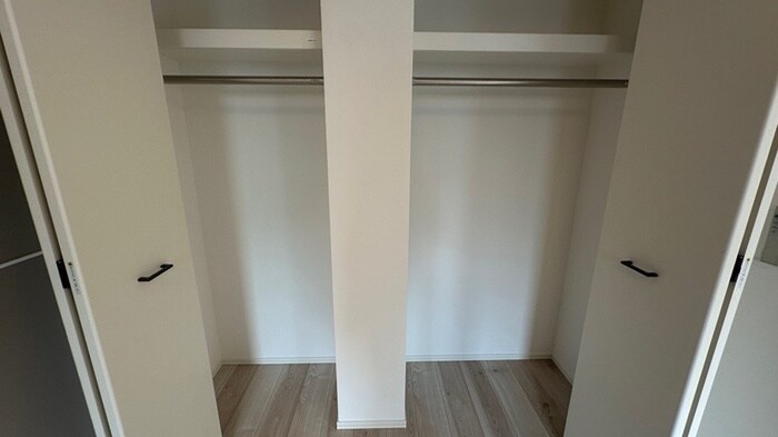 物件内観写真15　(収納)