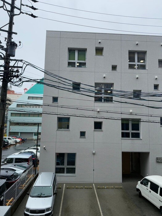 物件内観写真16　(室内からの展望)