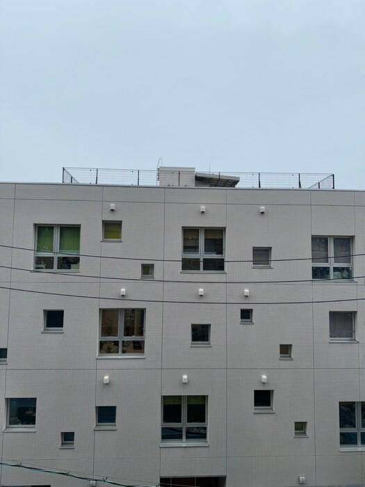 物件内観写真16　(室内からの展望)