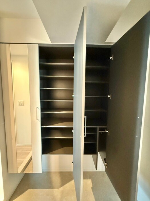 物件内観写真20　(靴箱)