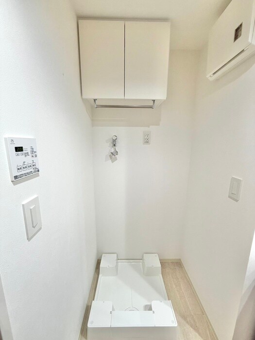 物件内観写真21　(洗濯機置場)