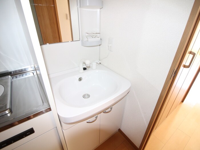 物件内観写真12　(洗面)