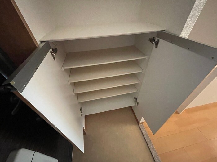 物件内観写真16　(靴箱)