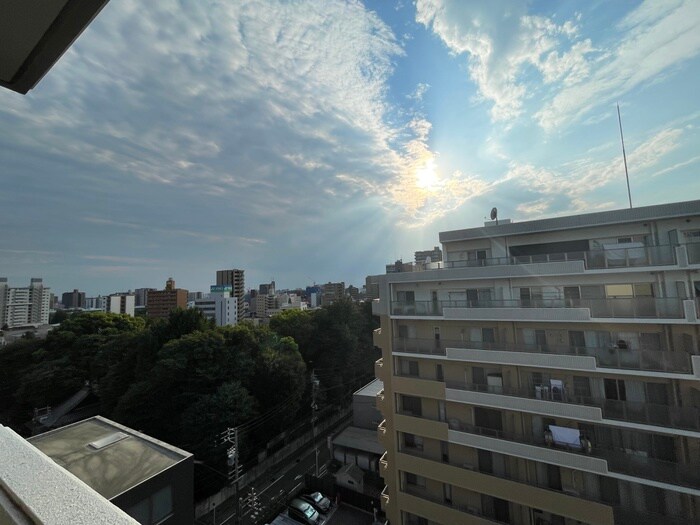 物件内観写真19　(室内からの展望)