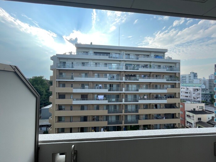 物件内観写真19　(室内からの展望)