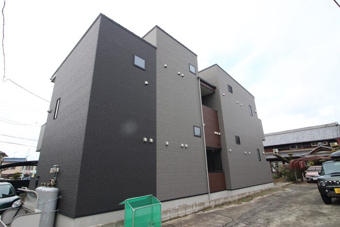 物件外観写真5　(外観写真)