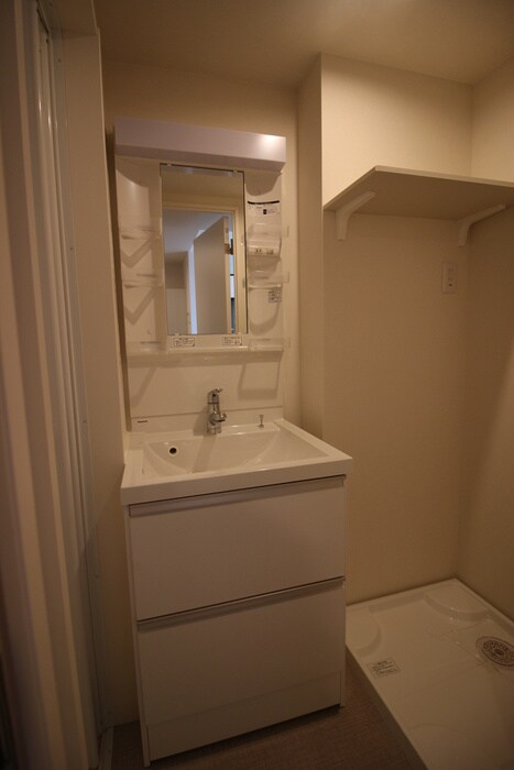 物件内観写真11　(洗面)