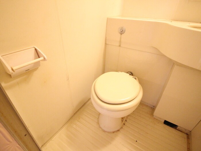物件内観写真9　(トイレ)