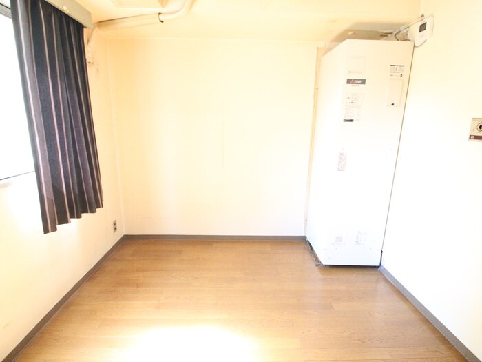 物件内観写真17　(居室)