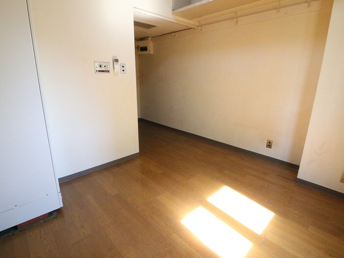 物件内観写真20　(居室)